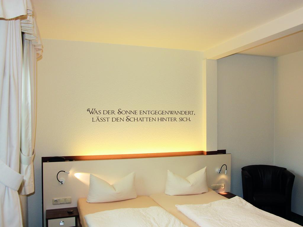 Hotel Goldener Hirsch Suhl Exterior photo