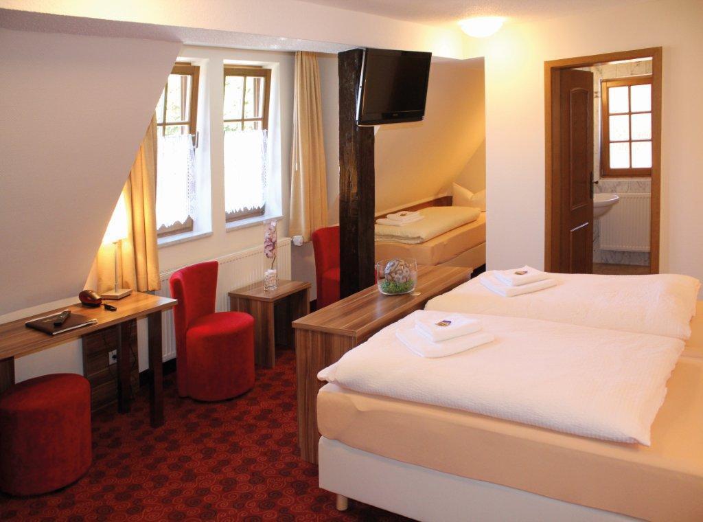 Hotel Goldener Hirsch Suhl Exterior photo